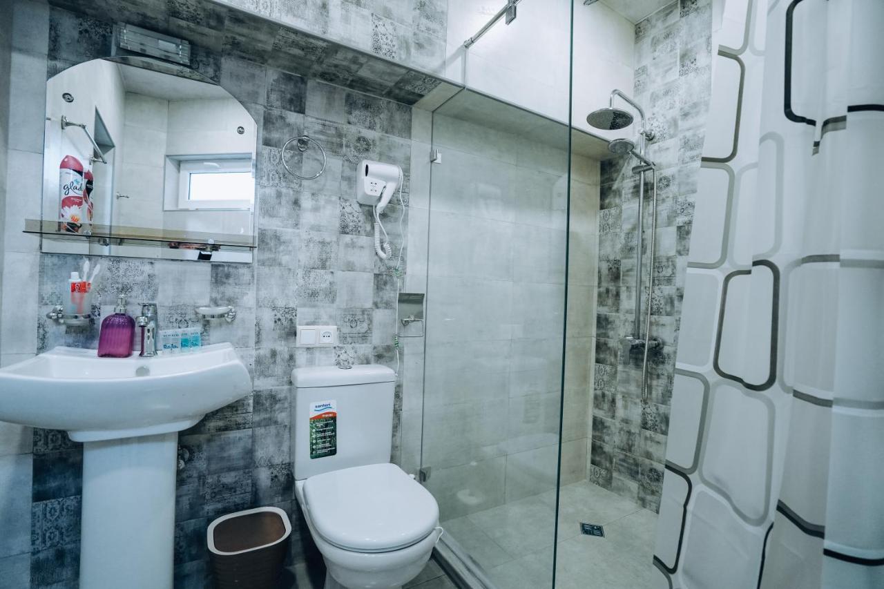 Second House Rustaveli Apartment Tbilisi Exterior photo