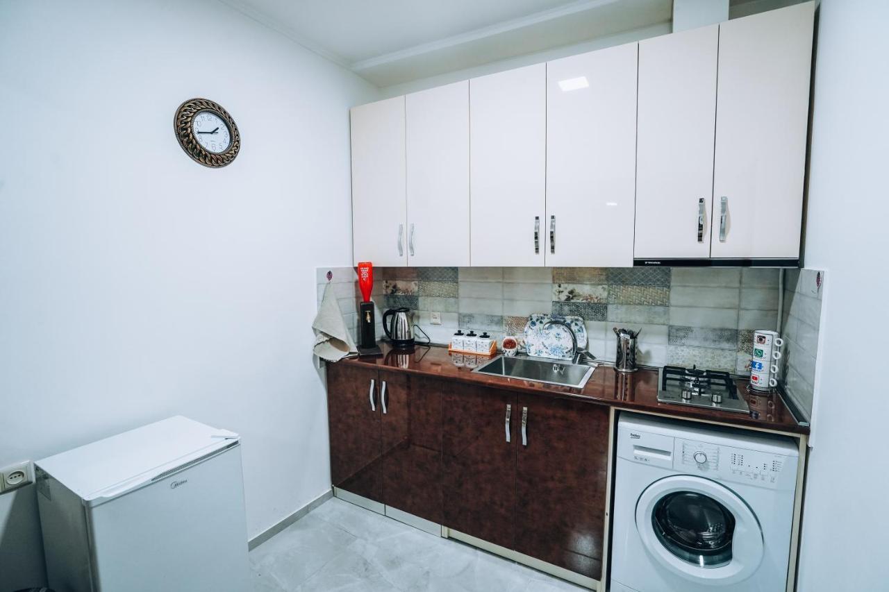 Second House Rustaveli Apartment Tbilisi Exterior photo